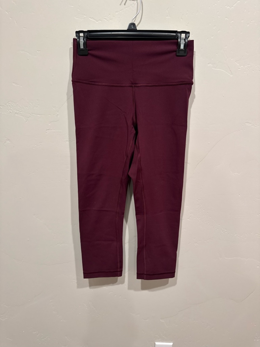 lululemon athletica Cropped Leggings in Plum
